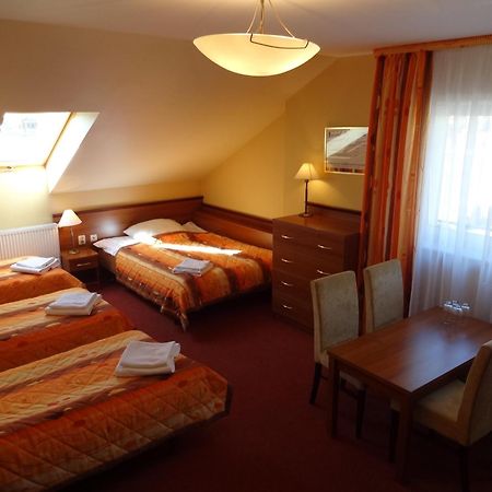 Pensjonat Żagielek Augustów Rom bilde