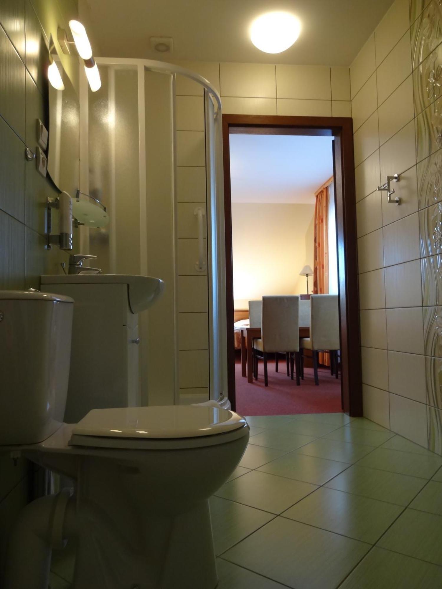 Pensjonat Żagielek Augustów Rom bilde